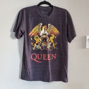 Oversized Queen t-shirt